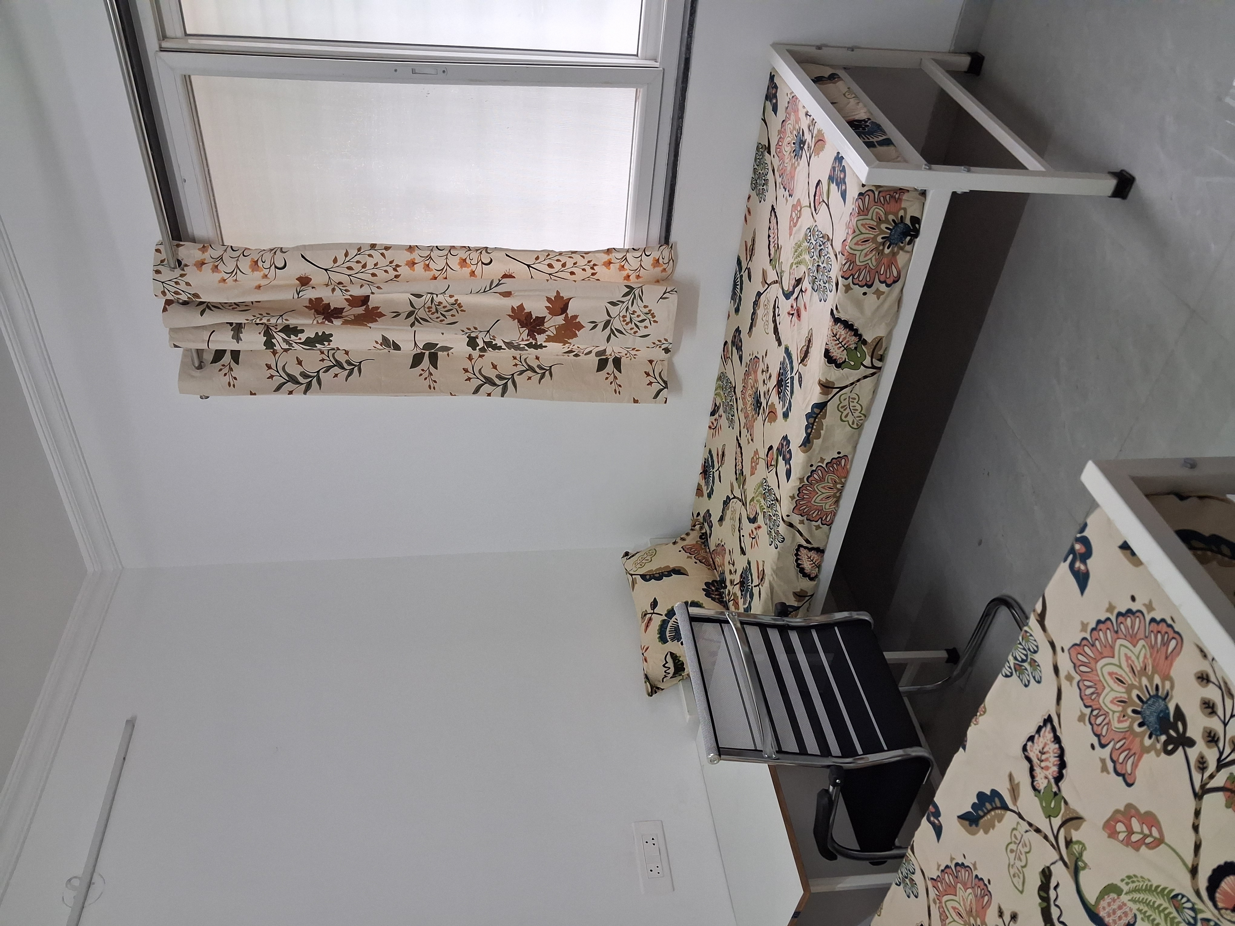 StaaySocial  Photo 1