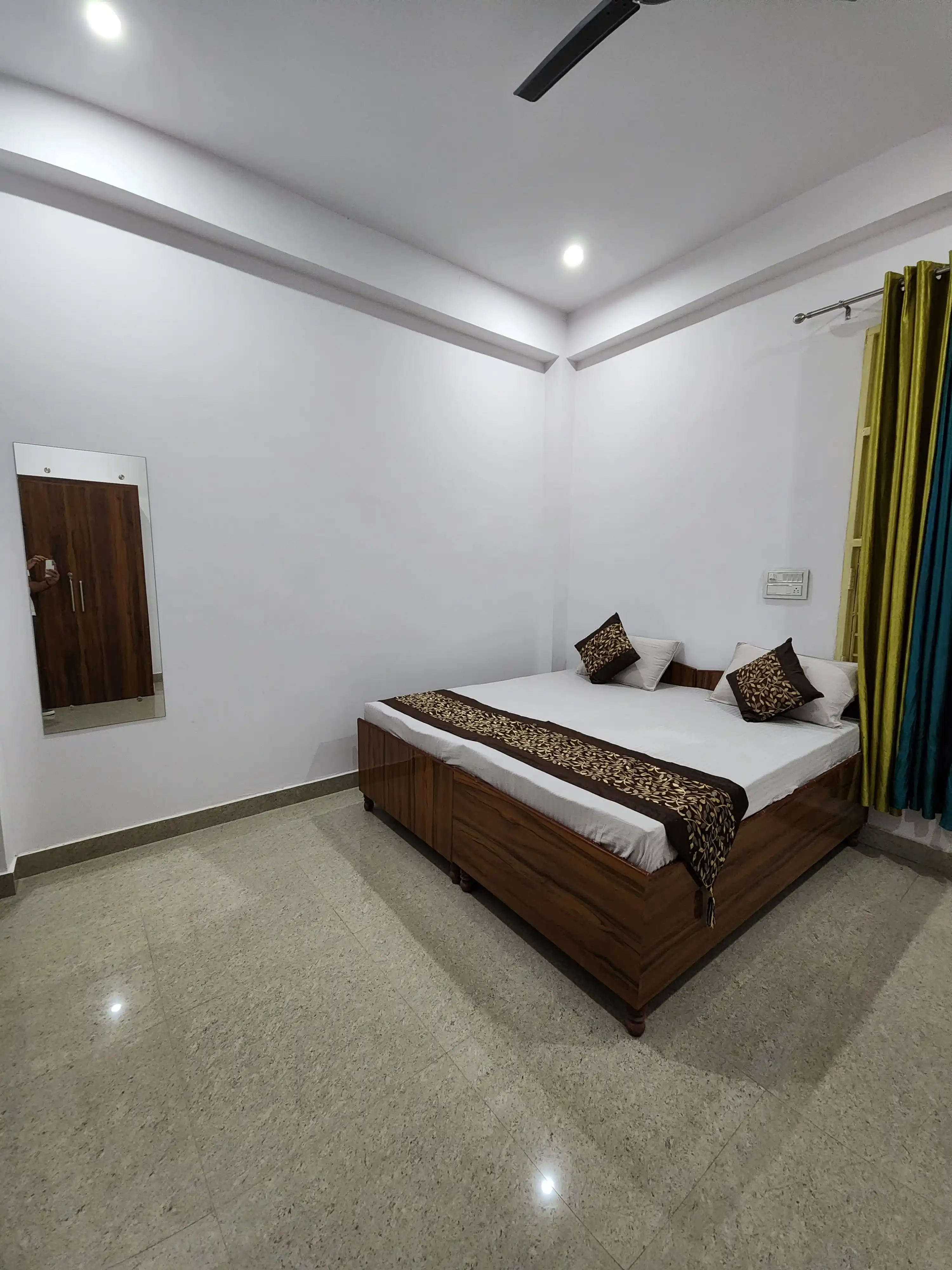 Nirvana Rooms Star Photo 4 Nirvana Rooms Star Photo 4