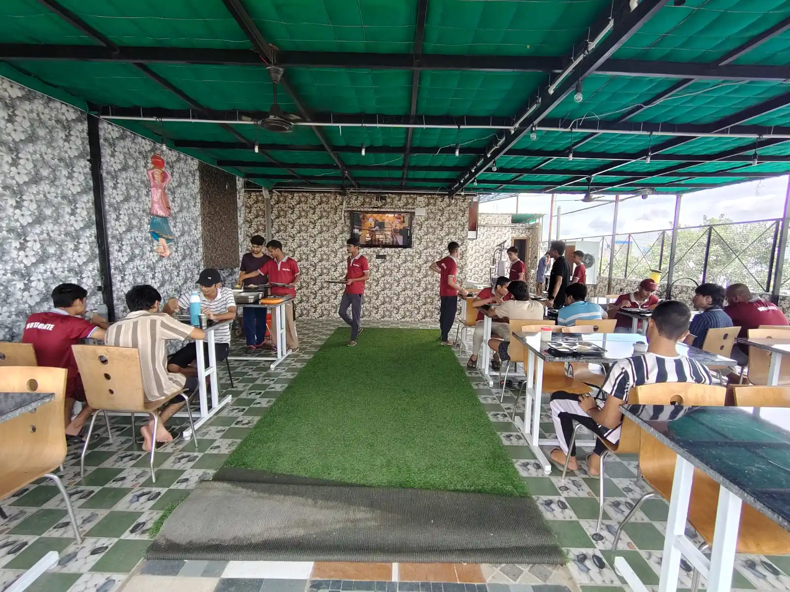 ALPHA RESIDENCY - Image 23