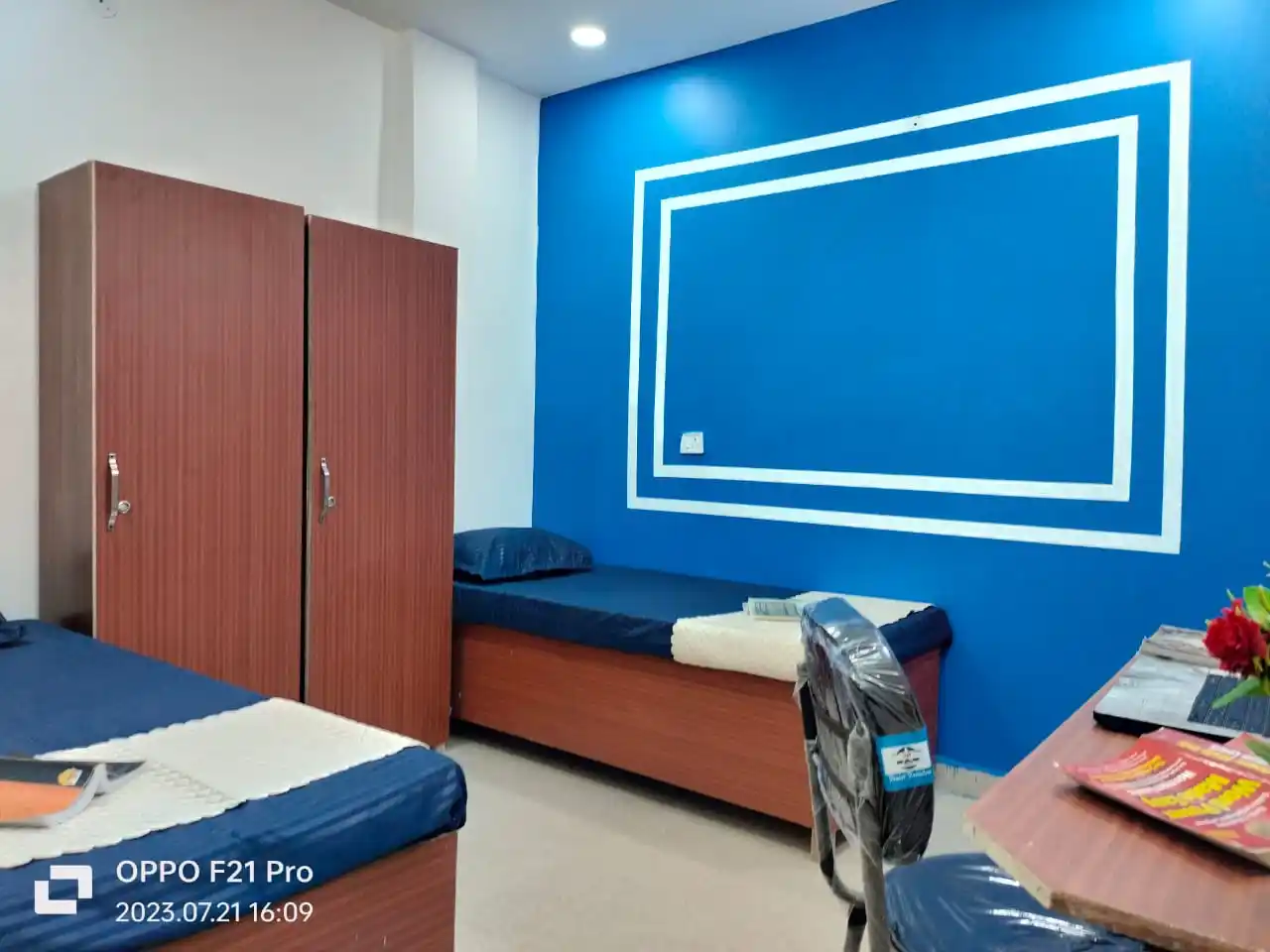 C 23 Photo 2 C 23 Photo 2