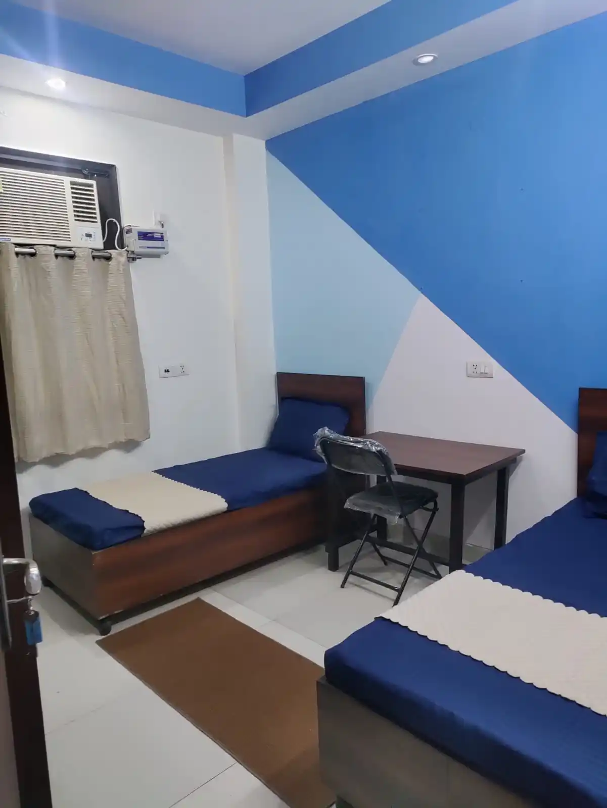 Pelican C19A Photo 3