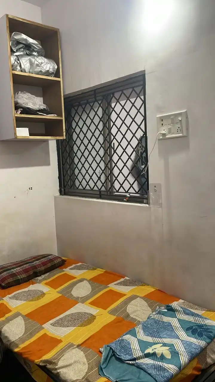ShriKrupa Hostel - Image 10