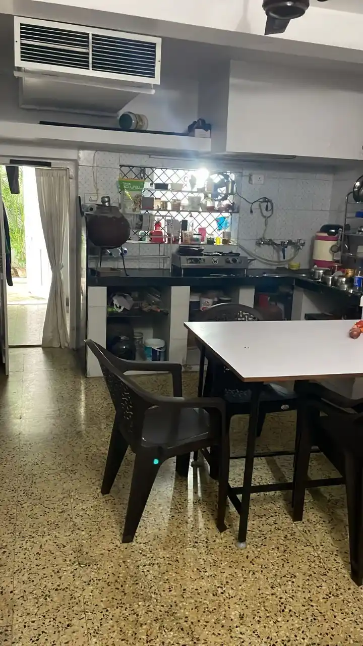ShriKrupa Hostel - Image 18